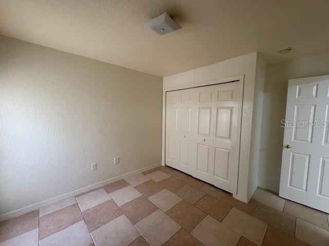 FOX LAKES - Residential Lease