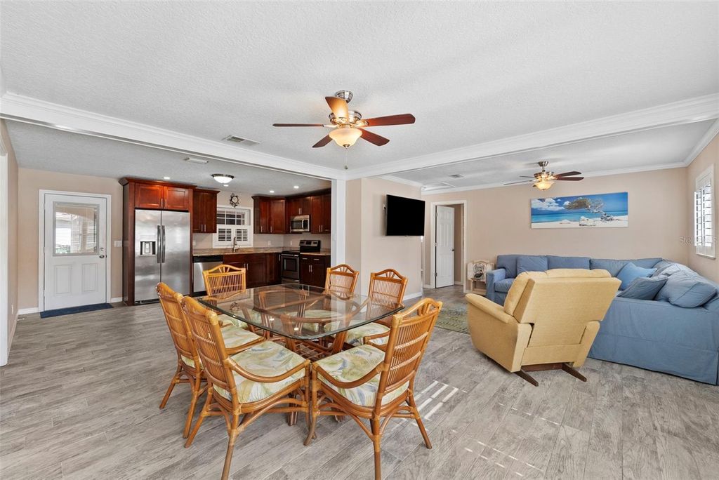 Photo of 2901 W Paxton Avenue, Tampa, FL 33611 (MLS # TB8412510)