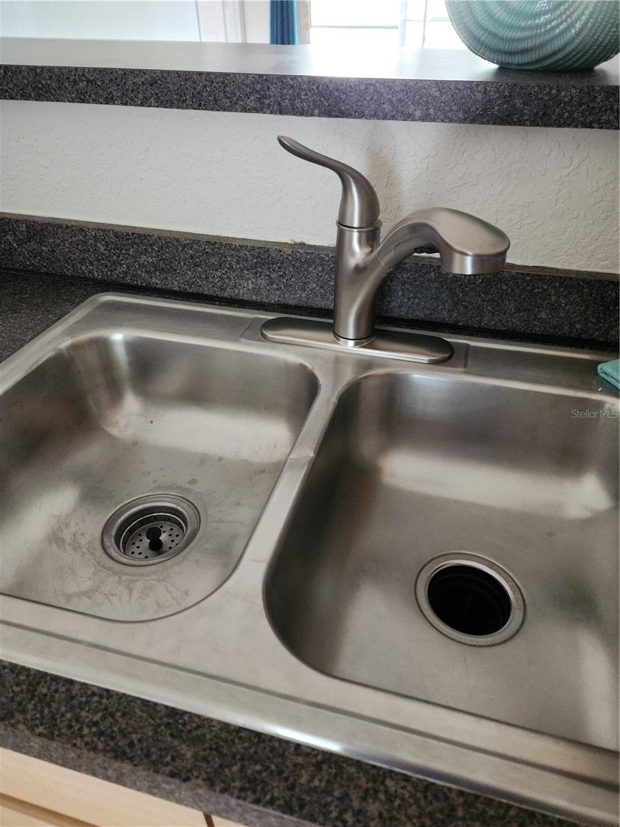 WATERFORD AT PALM HARBOR LUXURY CONDO - Residential Lease