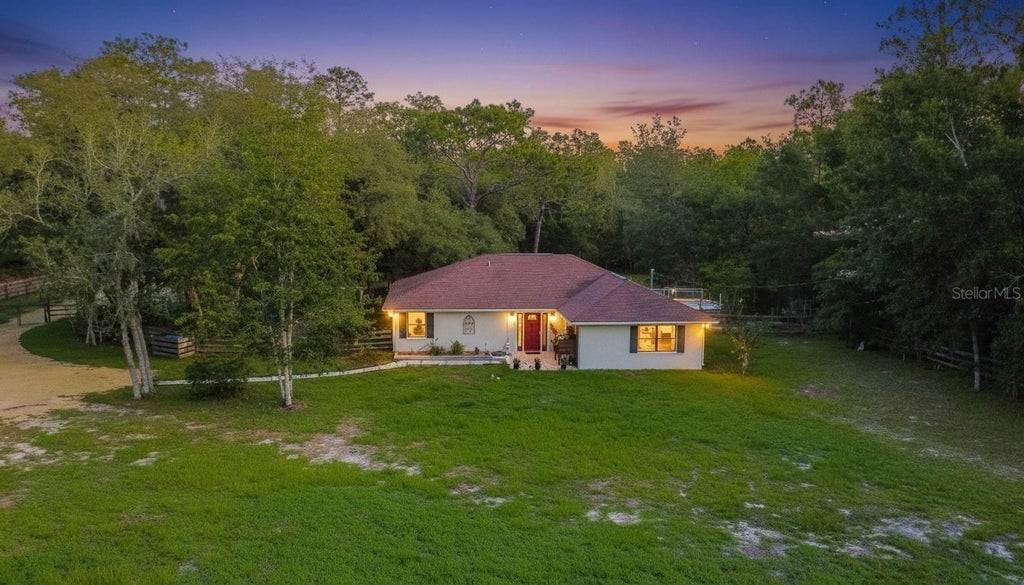 Photo of 2925 W Birds Nest Drive, Beverly Hills, FL 34465 (MLS # OM726120)