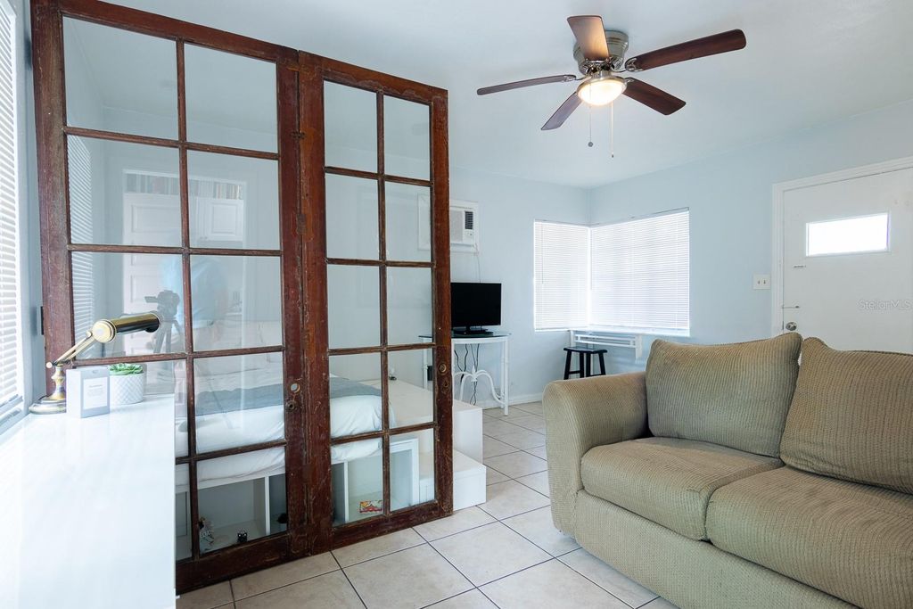 Photo of 610 N East Avenue, Sarasota, FL 34237 (MLS # A4687442)