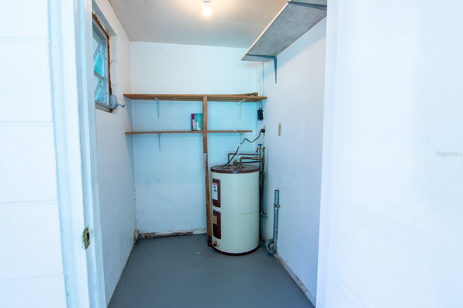 POS RESUB OF LT 8 BLK L - Residential Income