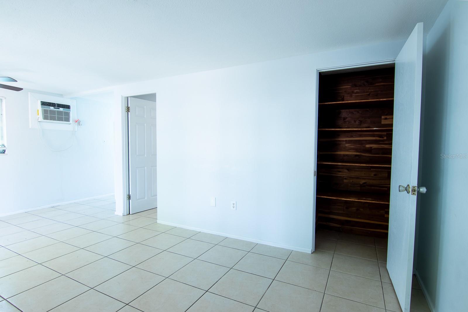 POS RESUB OF LT 8 BLK L - Residential Income