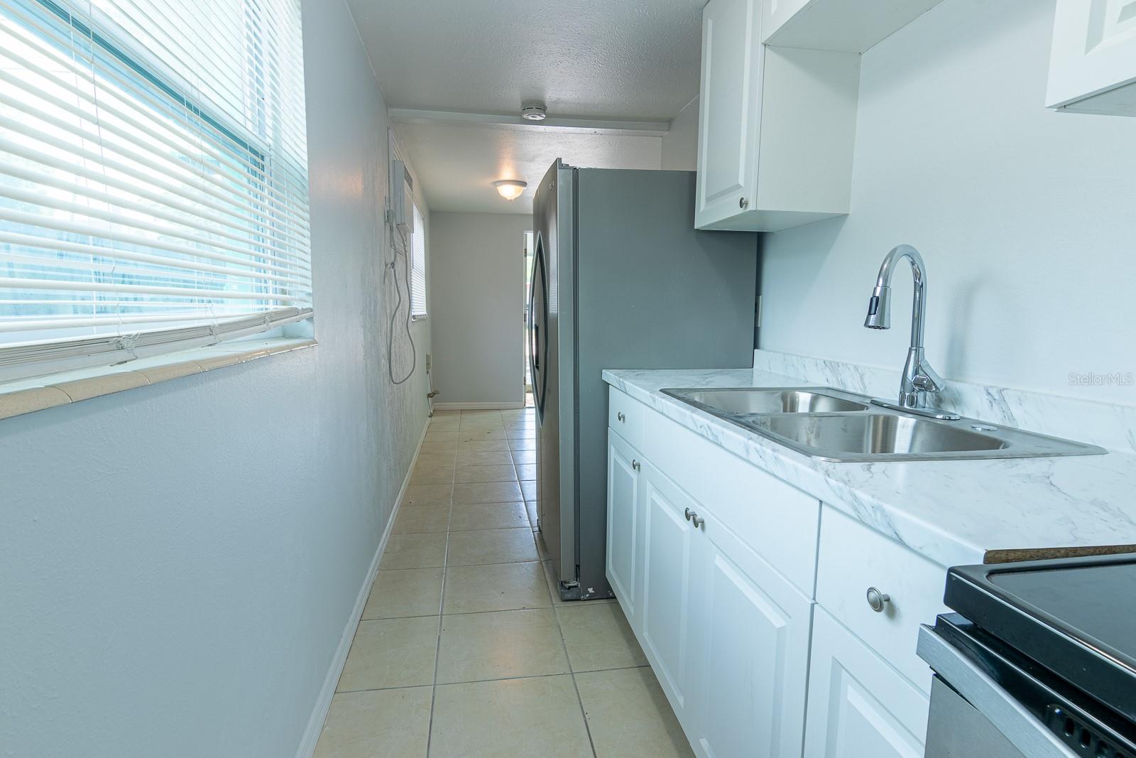 POS RESUB OF LT 8 BLK L - Residential Income