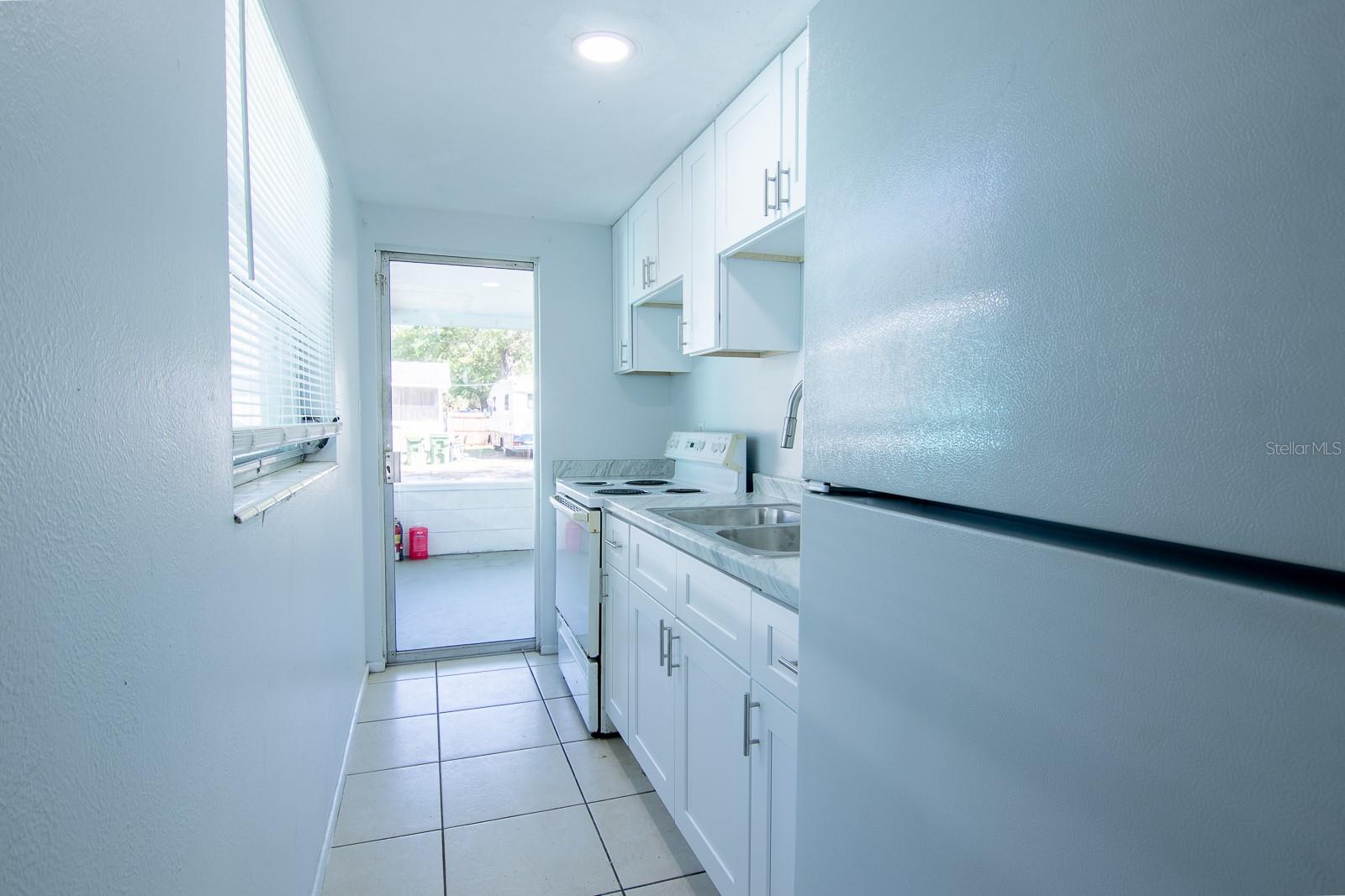 POS RESUB OF LT 8 BLK L - Residential Income