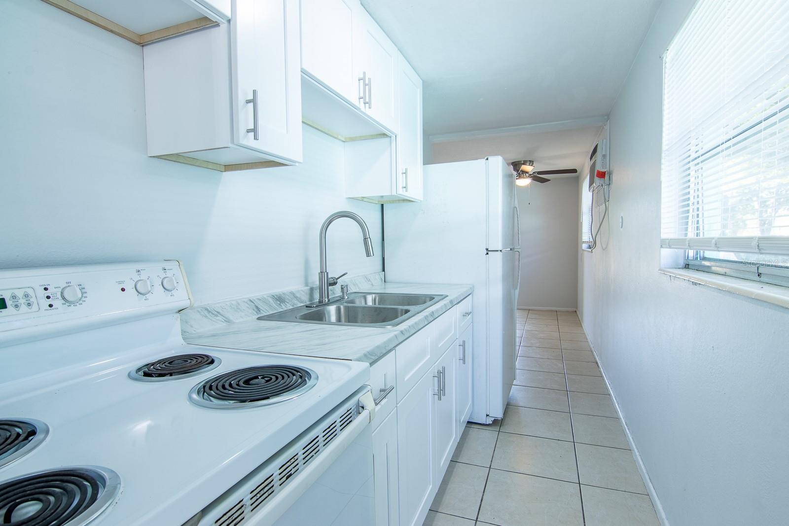 POS RESUB OF LT 8 BLK L - Residential Income