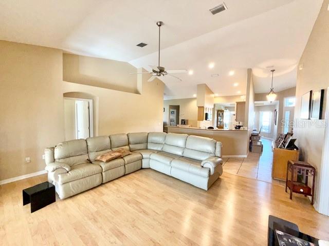 WOODBOUND LAKES - Residential Lease