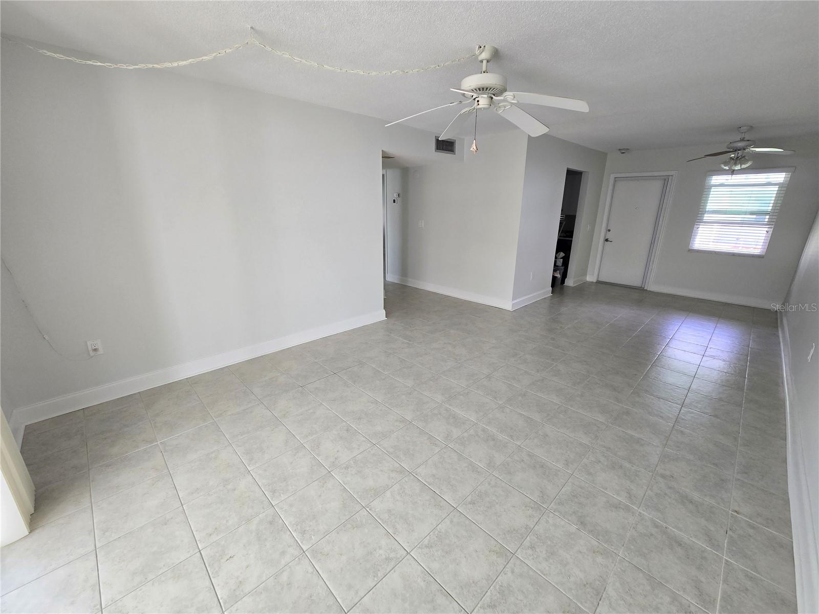 611 GULF DRIVE N C15