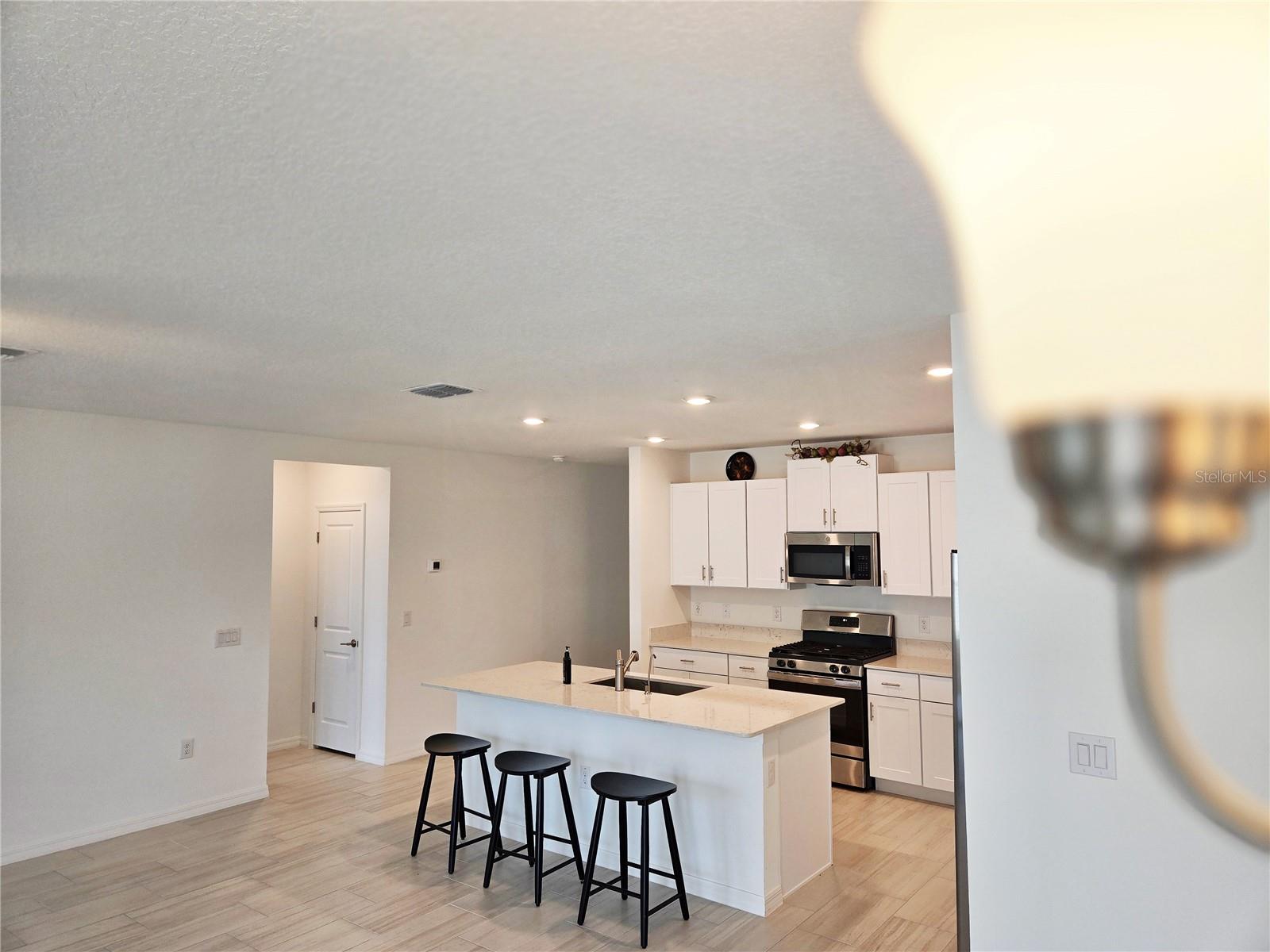 CONNERTON VILLAGE 3 PH 1 - Residential Lease