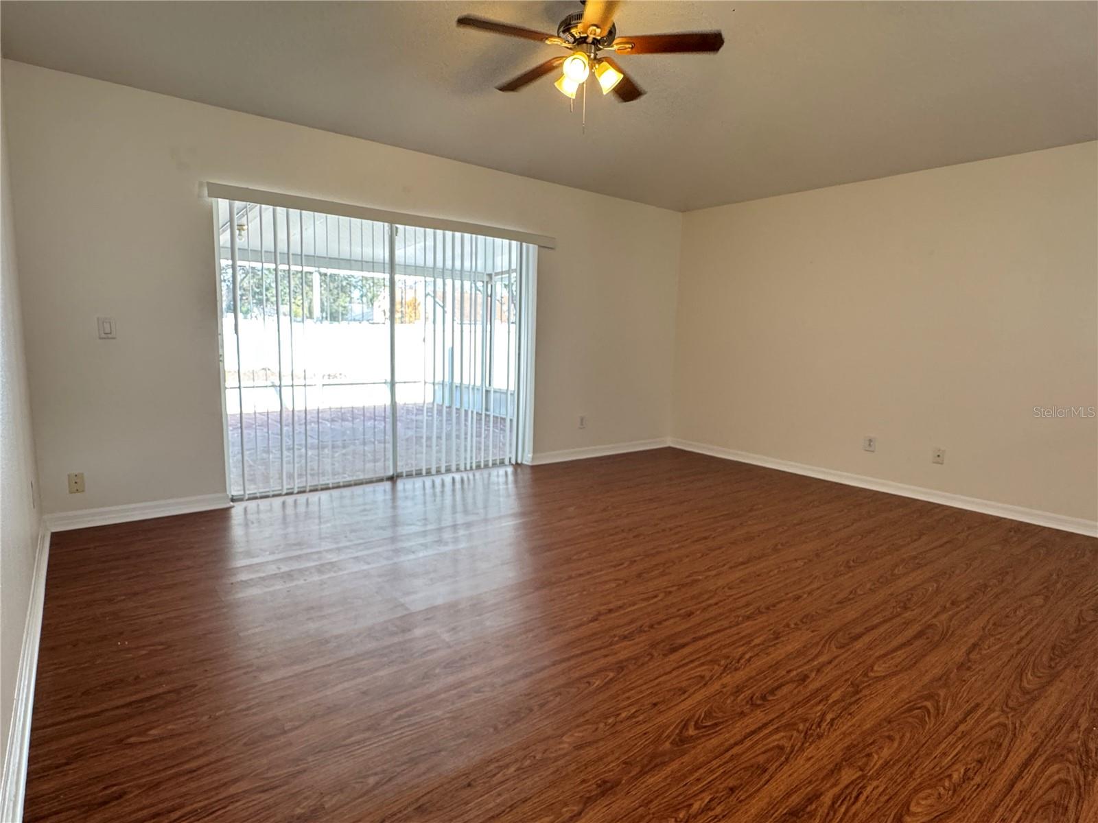 BRANDON BROOK PH VII - Residential Lease