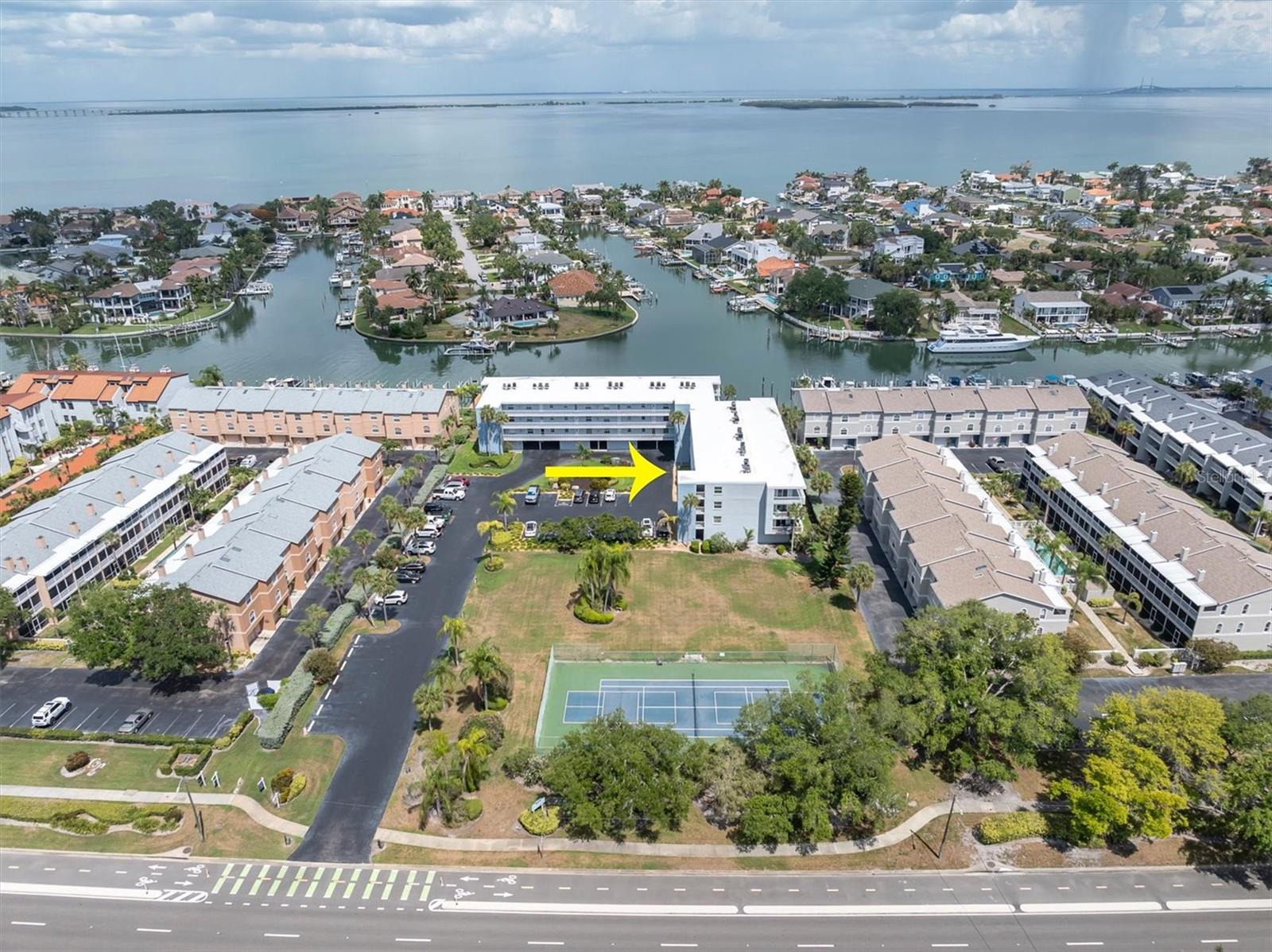 719 PINELLAS BAYWAY S 110