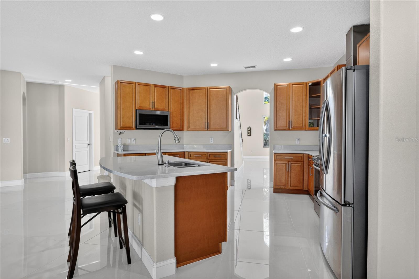 LAKE POINTE - Residential
