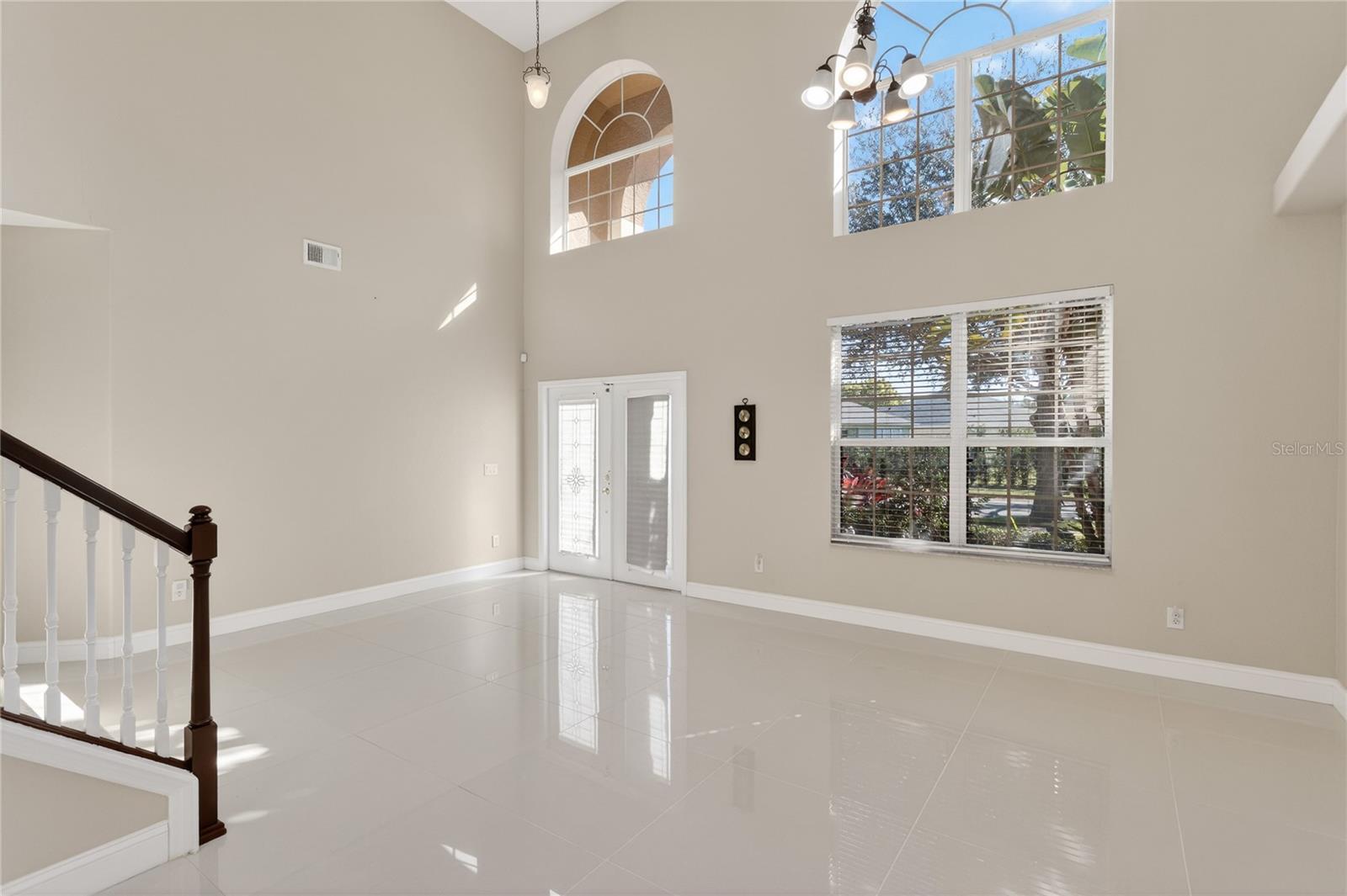 LAKE POINTE - Residential