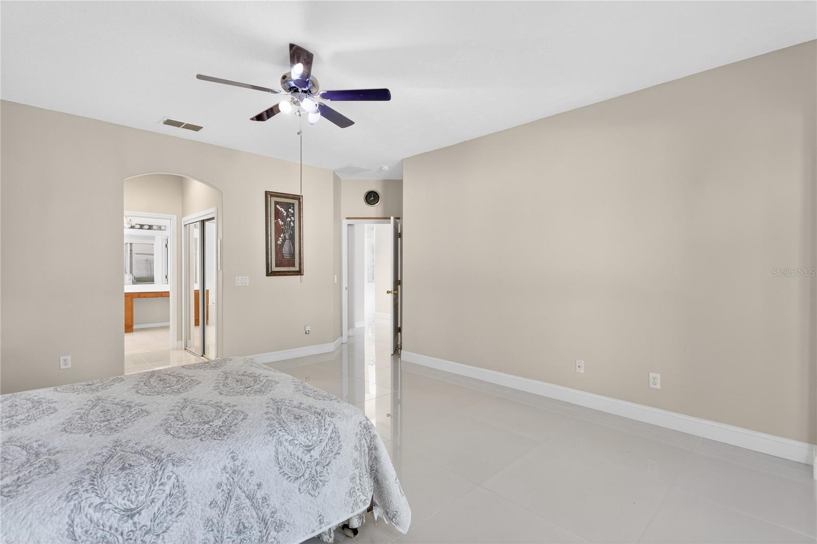 LAKE POINTE - Residential