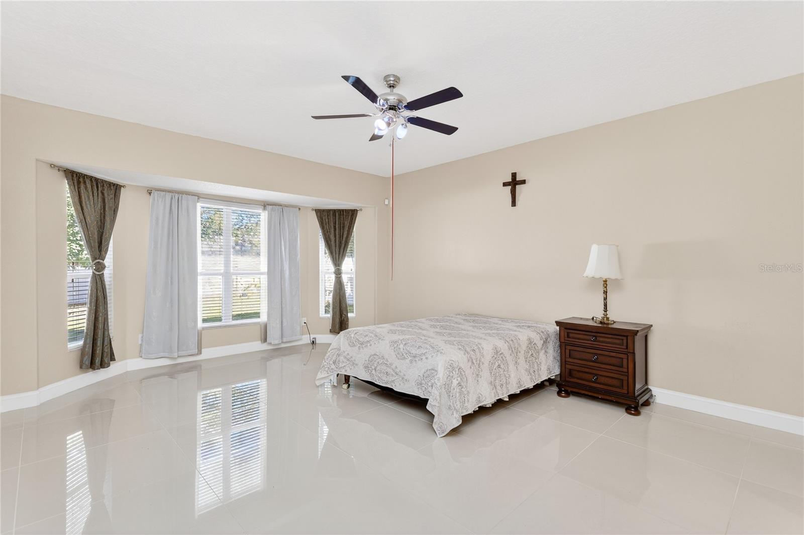 LAKE POINTE - Residential