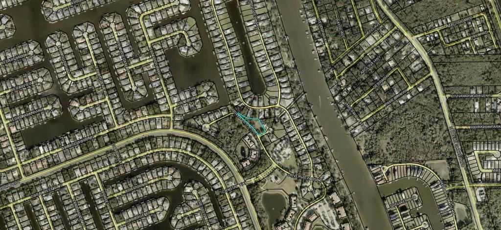 Photo of 3 Holly Court, Palm Coast, FL 32137 (MLS # FC316029)