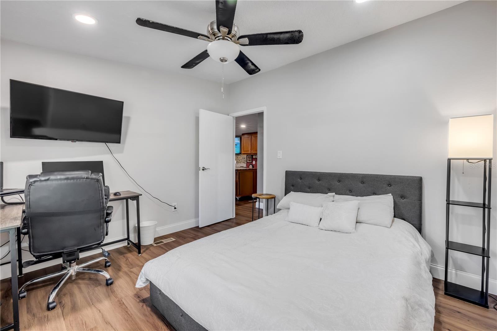 MILL RUN - Residential