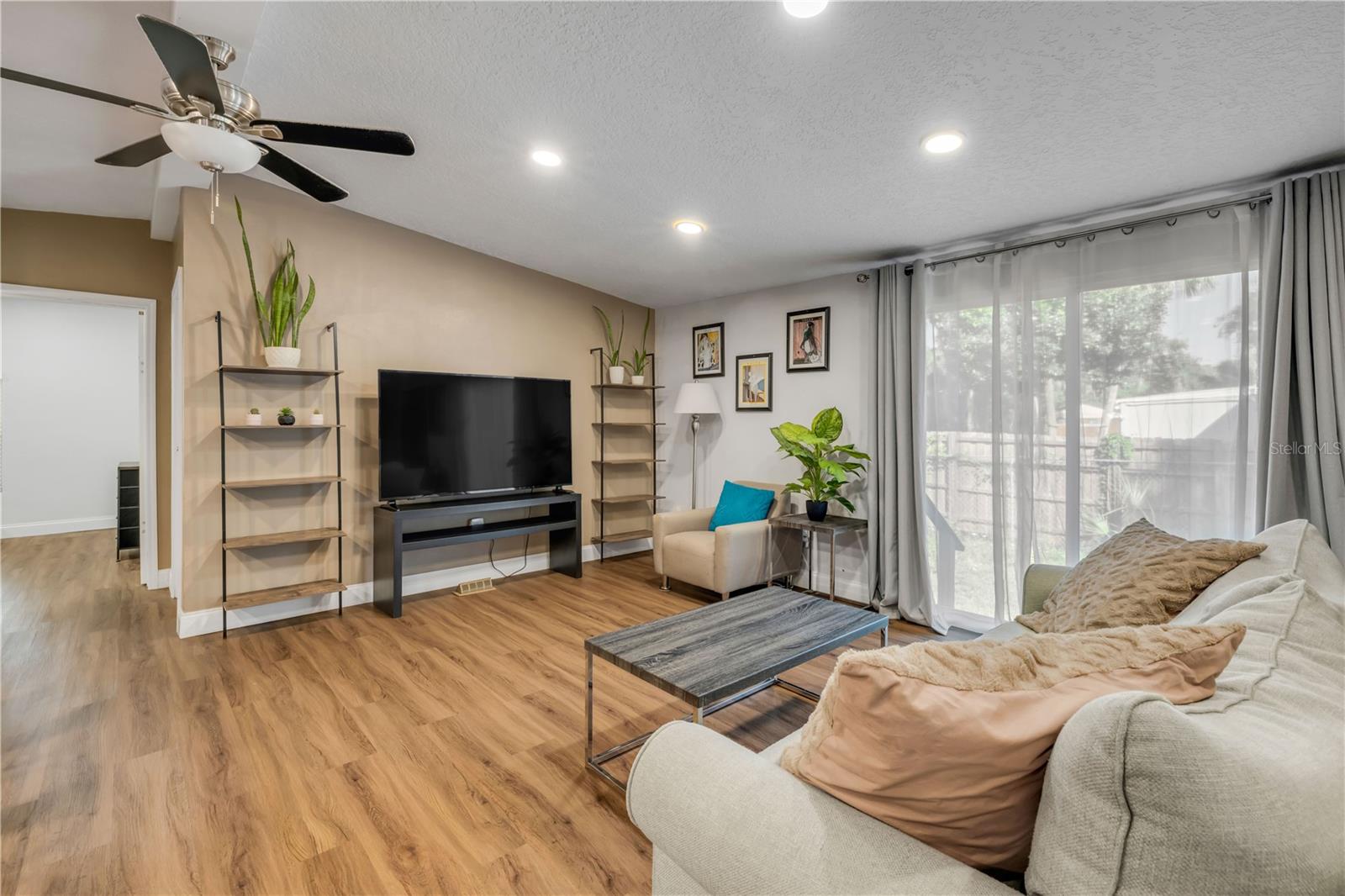 MILL RUN - Residential