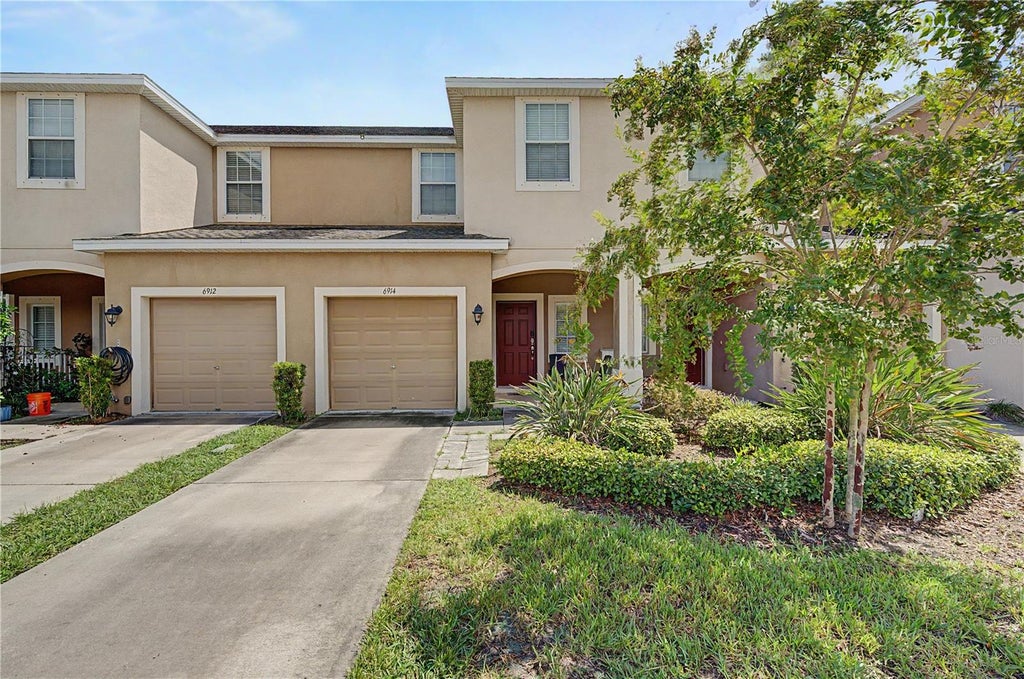 Photo of 6914 Holly Heath Drive, Riverview, FL 33578 (MLS # TB8537967)