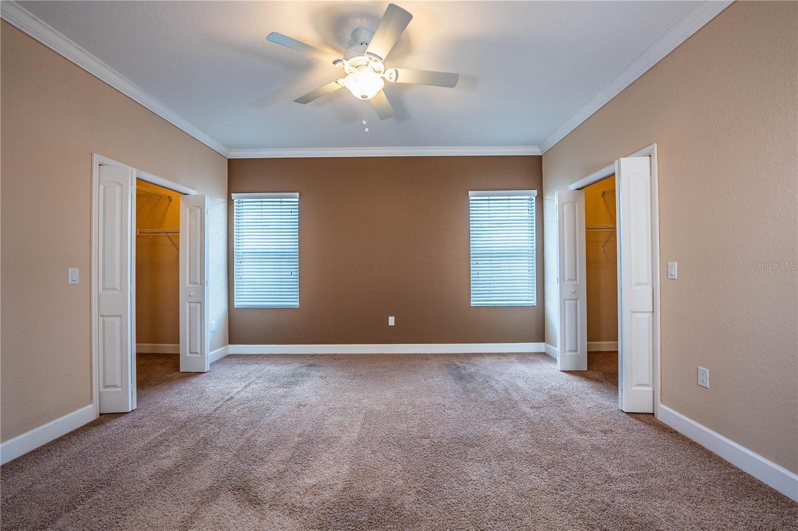 ALEXANDER WOODS TWNHMS - Residential