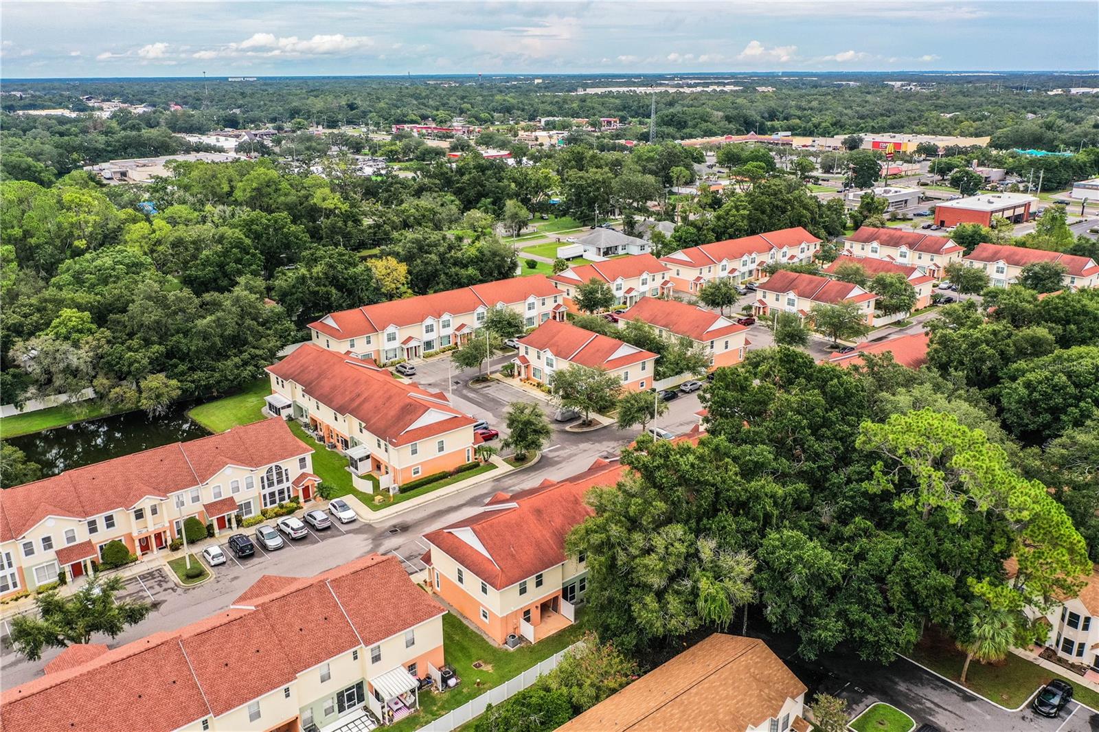 ALEXANDER WOODS TWNHMS - Residential