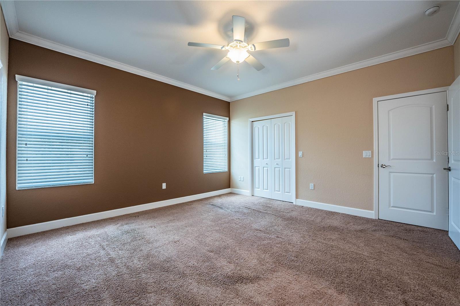 ALEXANDER WOODS TWNHMS - Residential