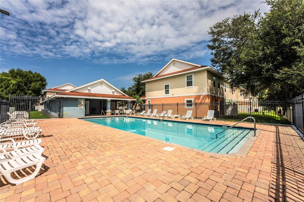 Photo of 253 Alexander Woods Drive, Plant City, FL 33563 (MLS # L4955332)