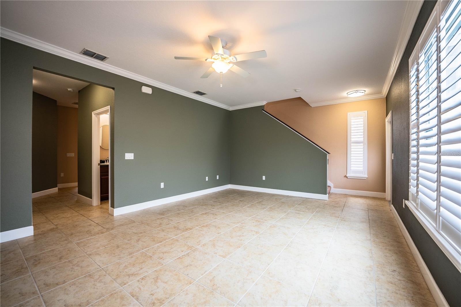 ALEXANDER WOODS TWNHMS - Residential