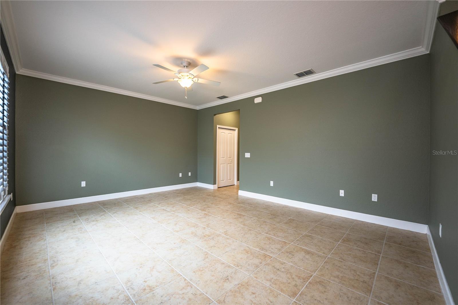 ALEXANDER WOODS TWNHMS - Residential