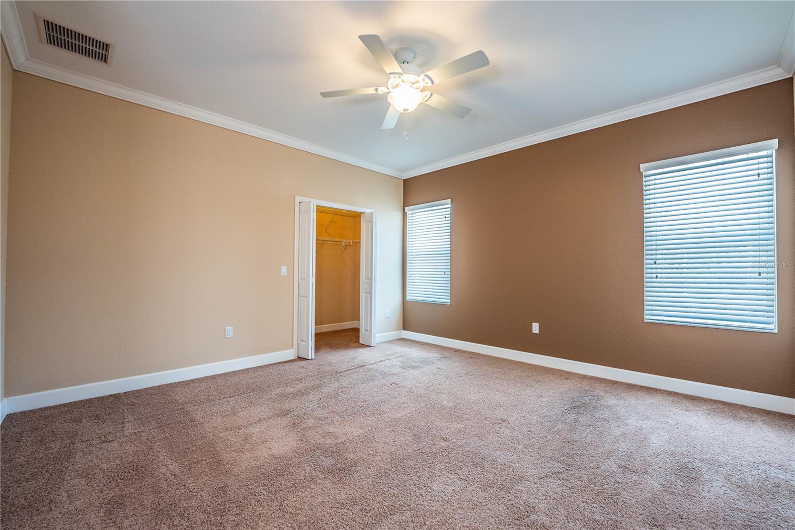 ALEXANDER WOODS TWNHMS - Residential