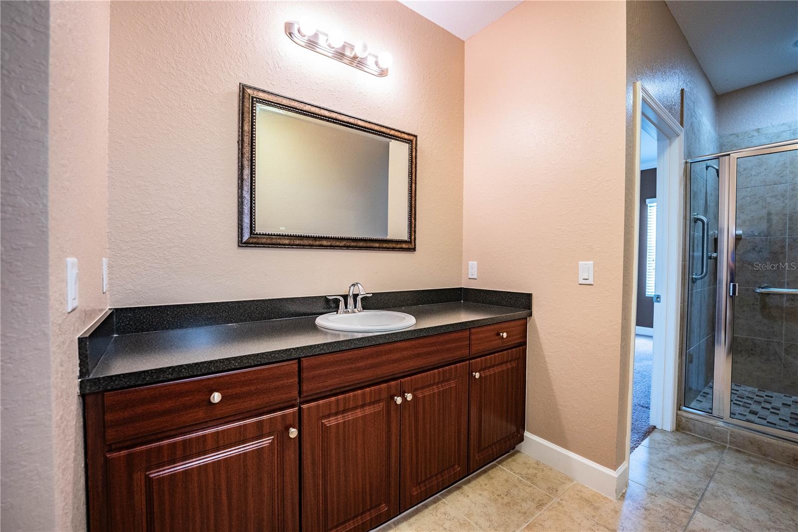 ALEXANDER WOODS TWNHMS - Residential