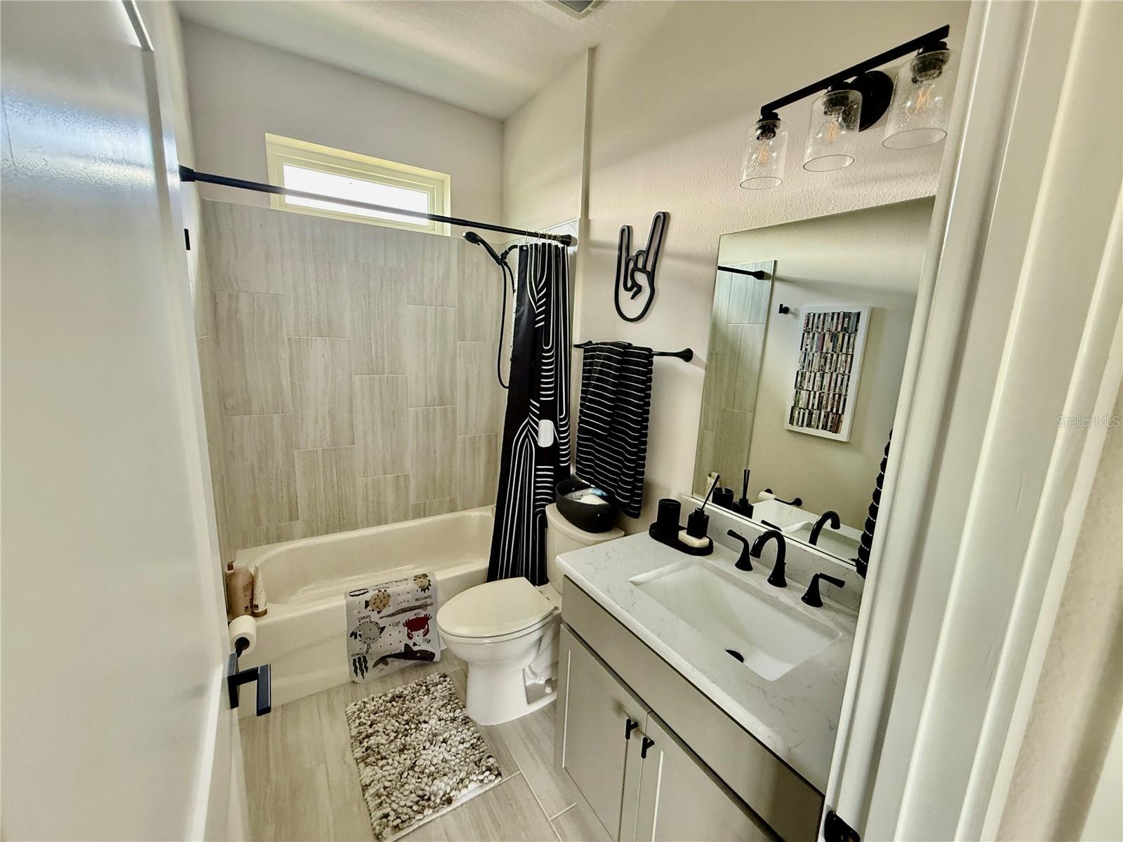 LAKESHORE AT LAKE ANDREW - Residential