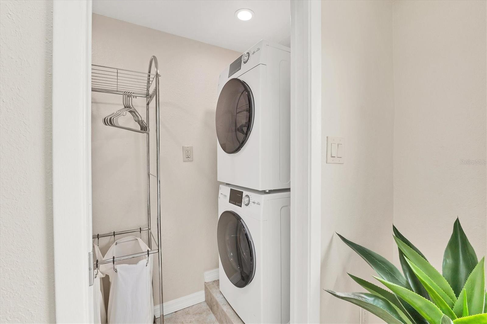 PINE KEY LODGE - Residential