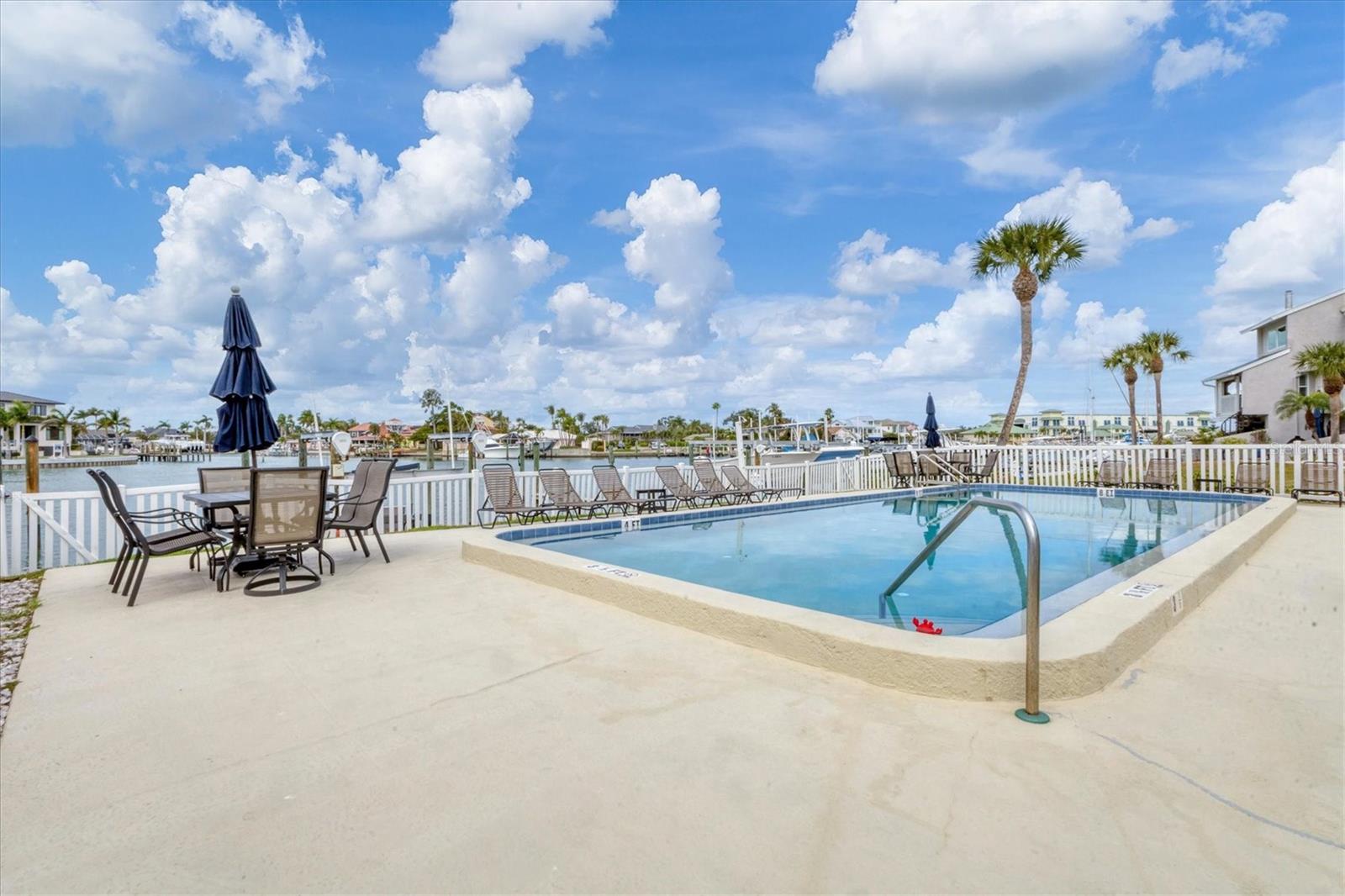 PINE KEY LODGE - Residential