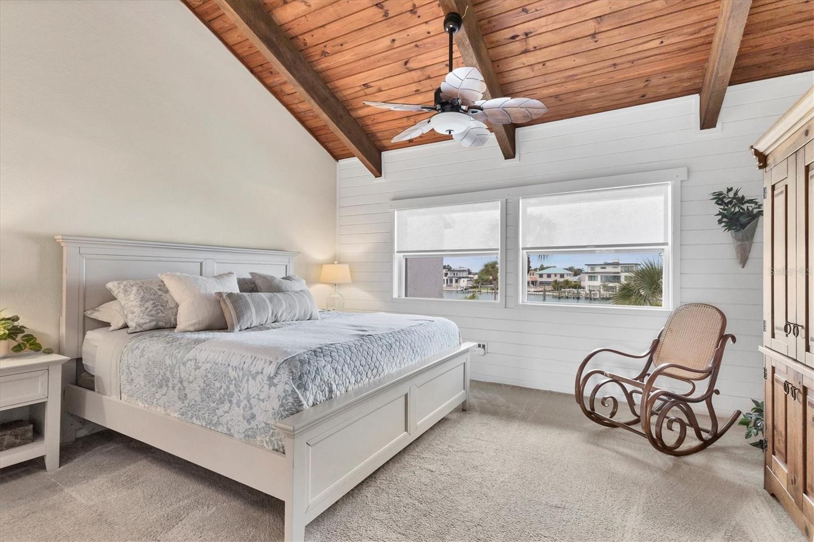 PINE KEY LODGE - Residential