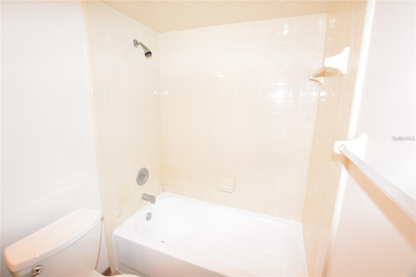 DELTONA LAKES UNIT 32 - Residential