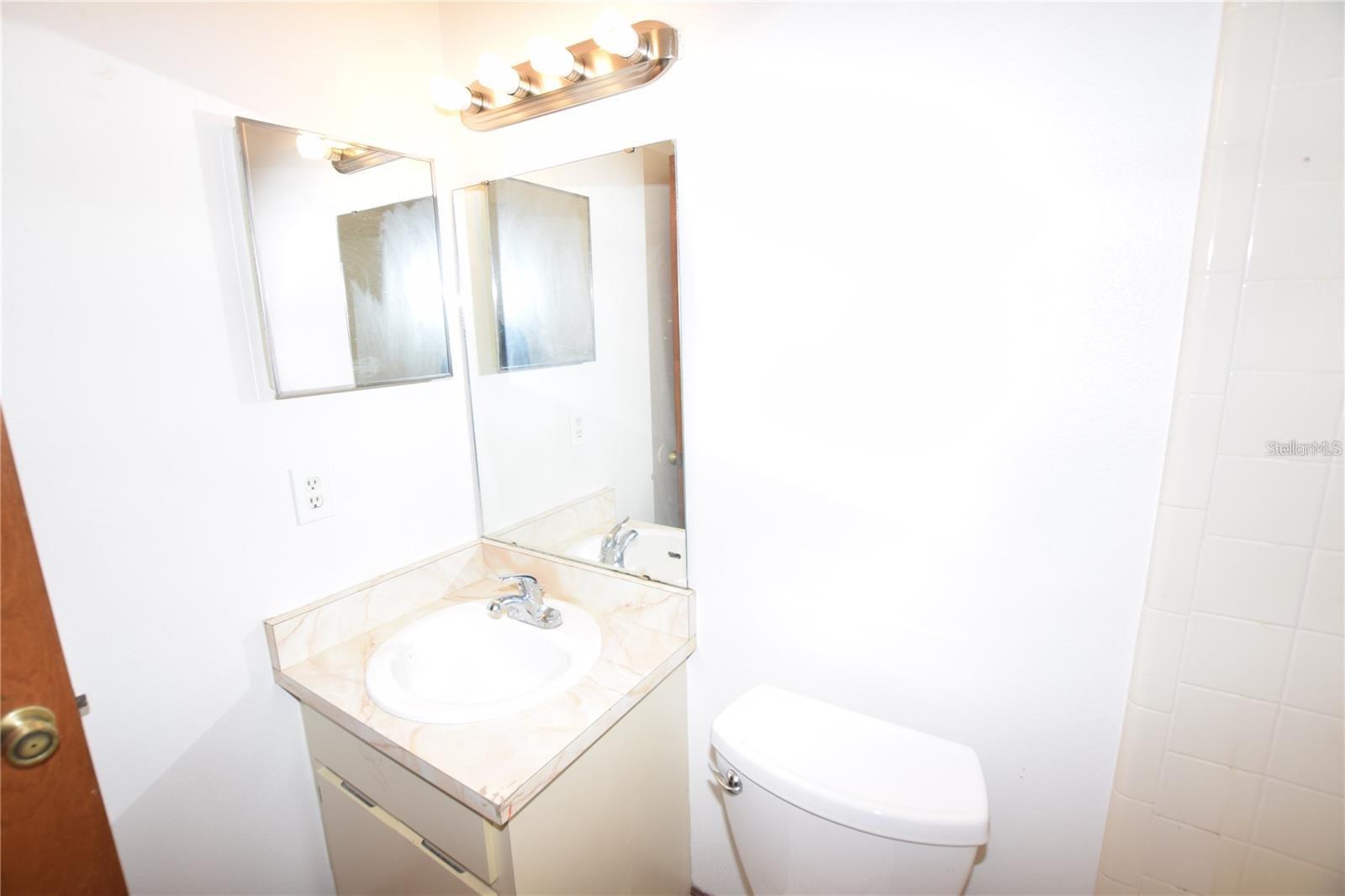 DELTONA LAKES UNIT 32 - Residential