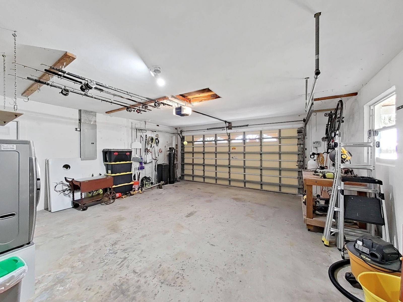 OAKHURST SHORES 2ND ADD - Residential