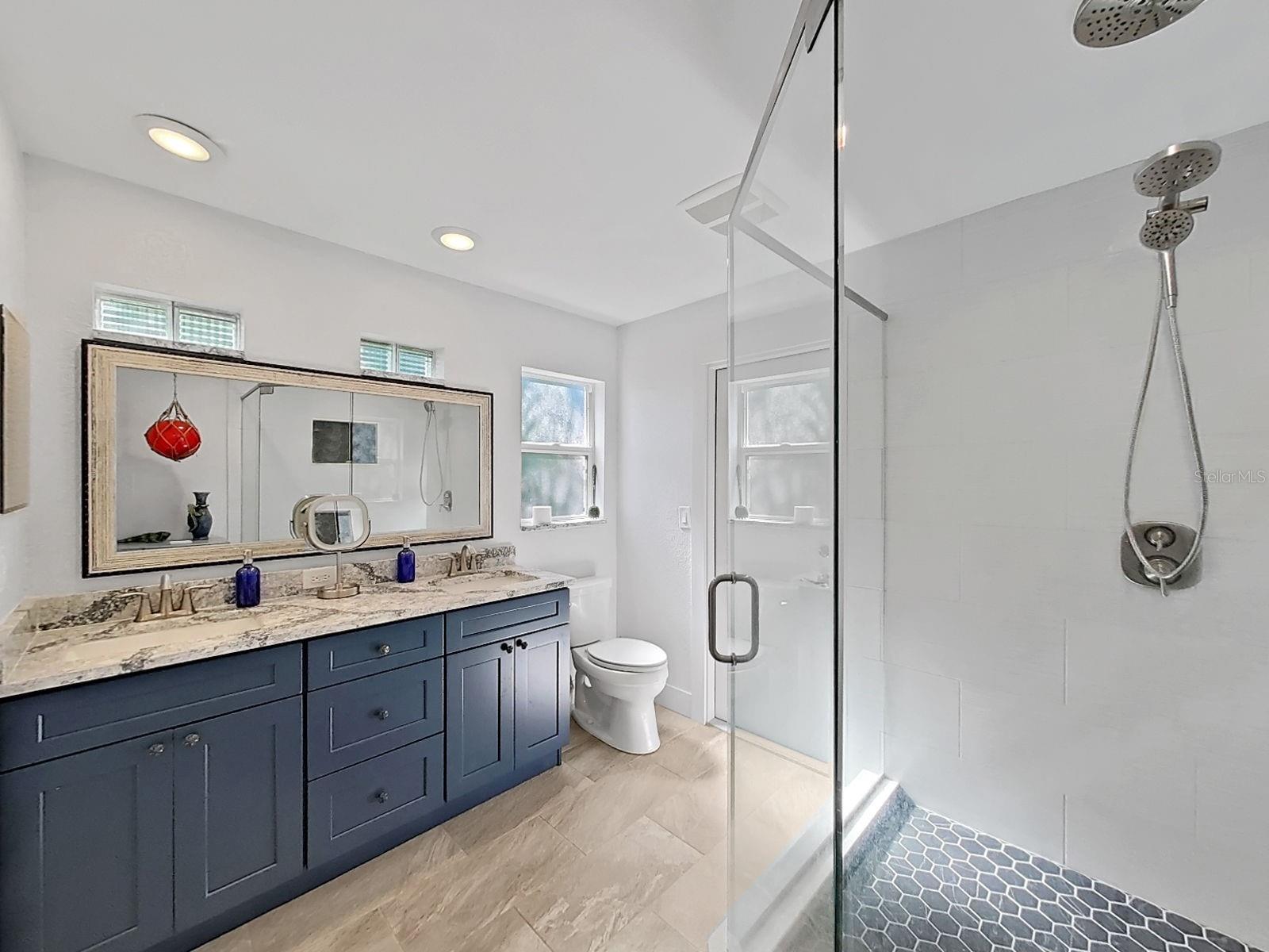 OAKHURST SHORES 2ND ADD - Residential