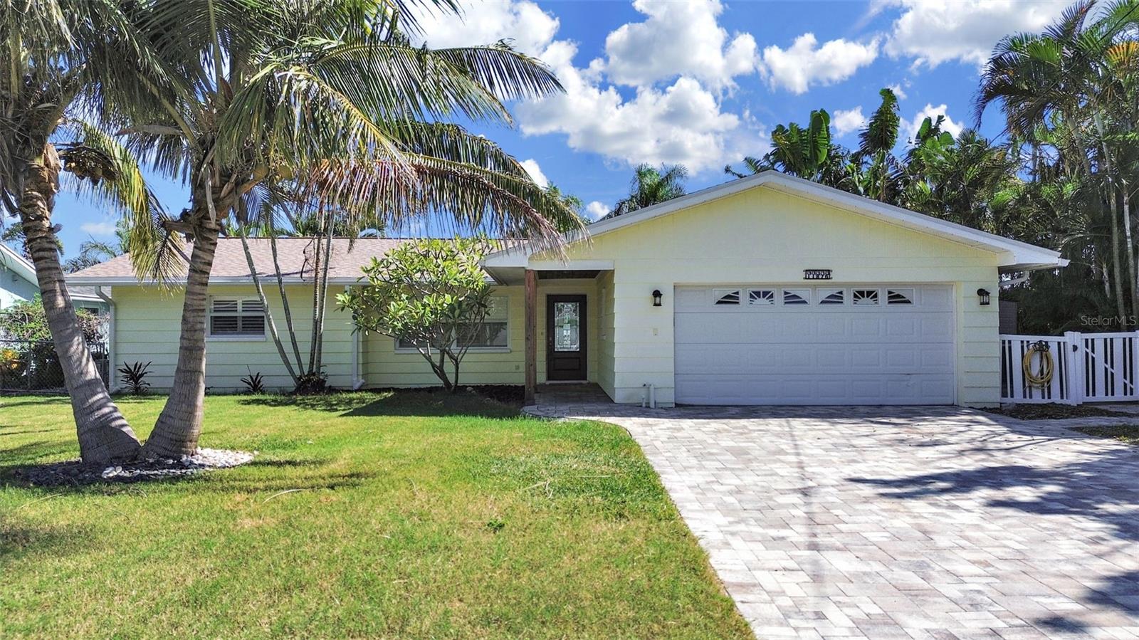 OAKHURST SHORES 2ND ADD - Residential