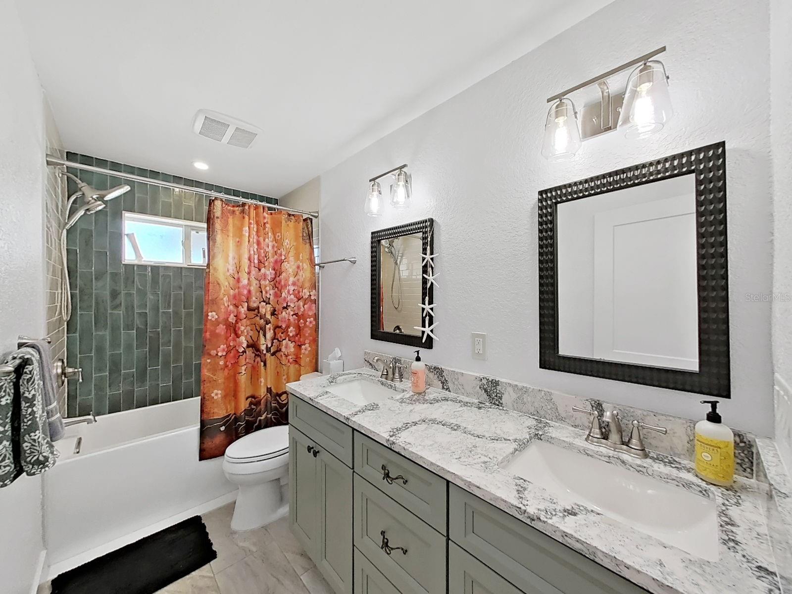 OAKHURST SHORES 2ND ADD - Residential