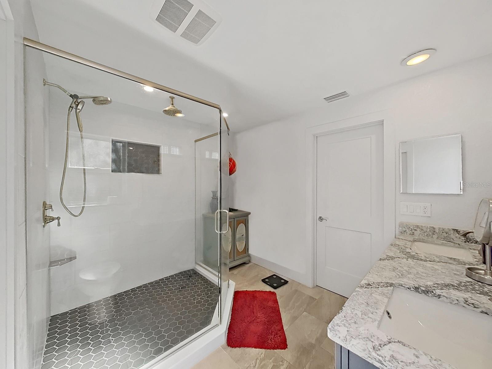 OAKHURST SHORES 2ND ADD - Residential