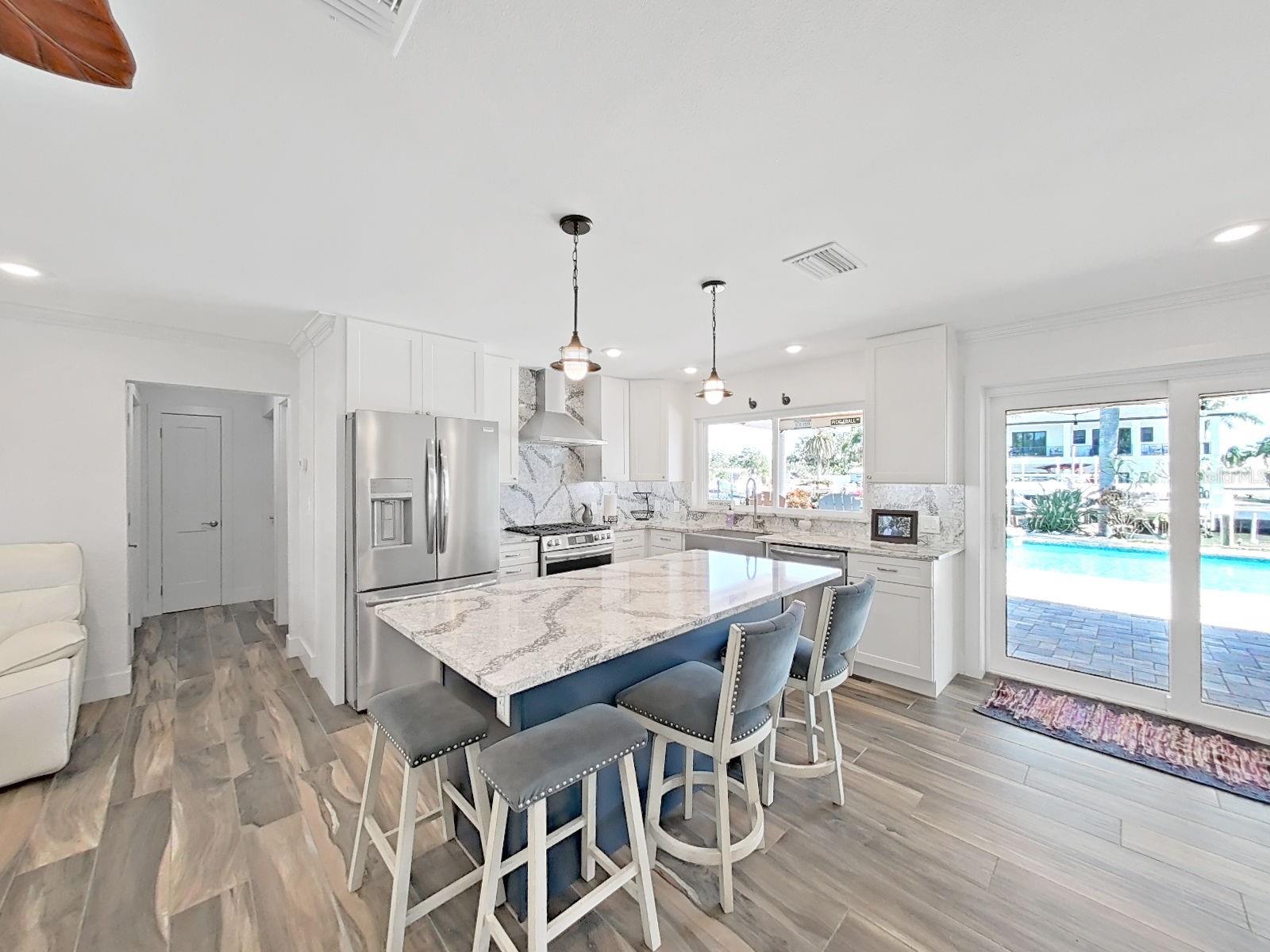 OAKHURST SHORES 2ND ADD - Residential