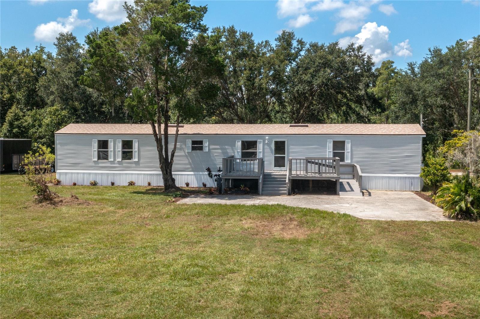 Completely Remodeled 3 Bedroom, 2 Bath Home on Over 1 Acre!Move-in ready and fully updated inside and out! This beautifully remodeled home features 3 bedrooms, 2 bathrooms, and sits on a spacious 1+ acre lot. Recent updates include a brand-new A/C system, a roof less than 1 year old, and fresh interior and exterior paint.The kitchen has been completely renovated with stainless steel appliances, modern cabinetry, tile backsplash, and butcher block countertops. New flooring runs throughout the home, offering a seamless and clean look.Additional highlights:• Split bedroom floorplan• Open-concept kitchen/living space• Indoor laundry area• Large front and back yard• Ample space for parking, trailers, or recreational useEnjoy the peace of country living with the convenience of a fully updated home. Don’t miss this opportunity—schedule your private showing today!