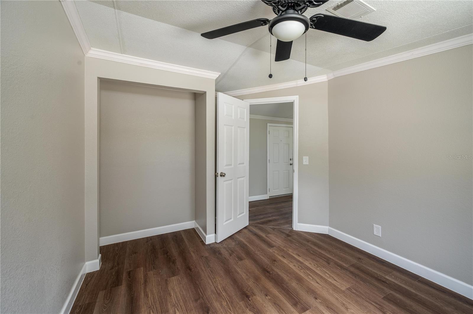 COUNTRY TRAILS PH 04 - Residential