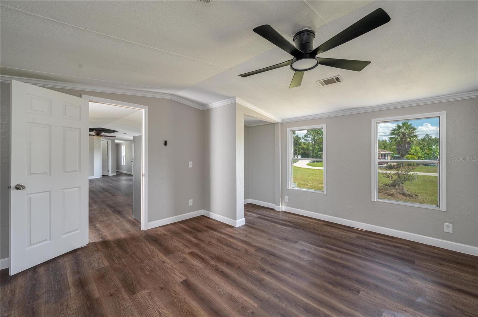 COUNTRY TRAILS PH 04 - Residential