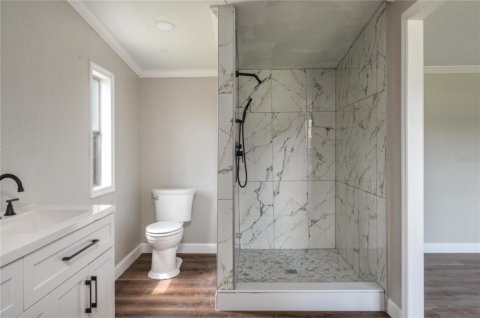 COUNTRY TRAILS PH 04 - Residential