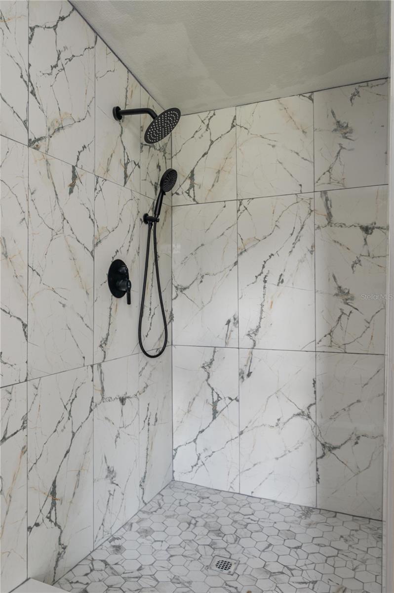 COUNTRY TRAILS PH 04 - Residential