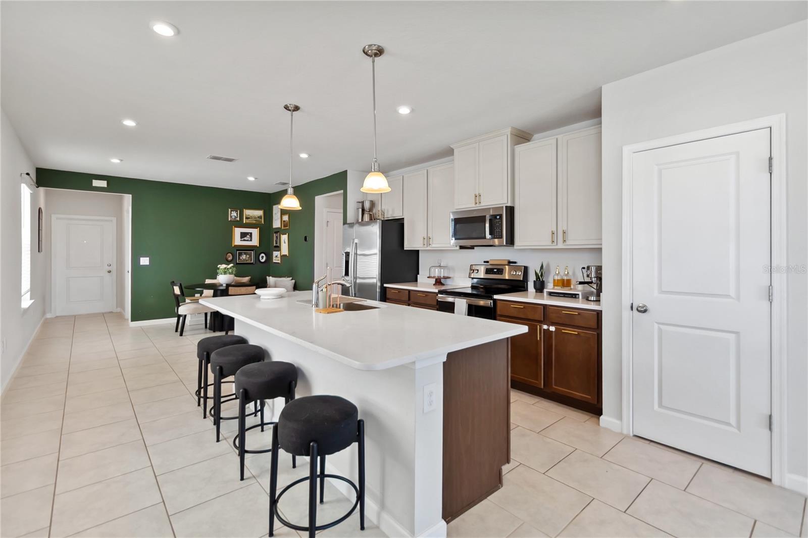 ASTONIA PH 2 & 3 - Residential