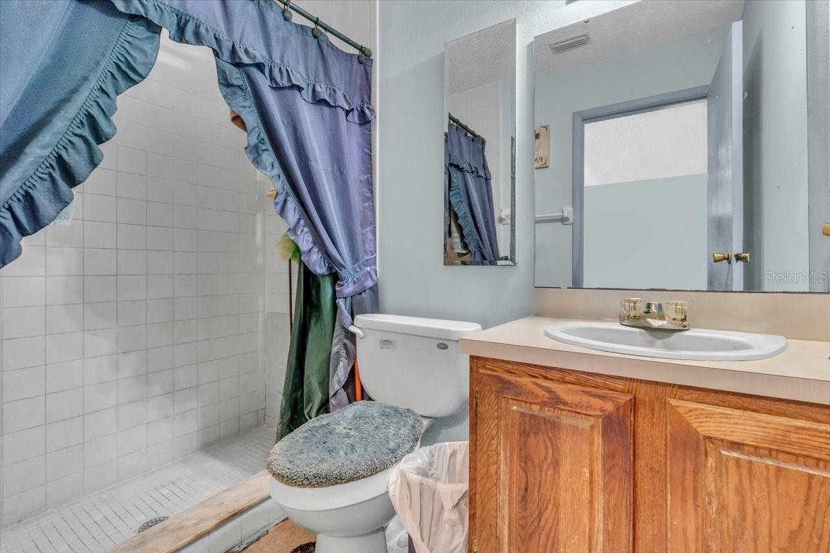 MULRENNAN GRVES NORTH UN II - Residential